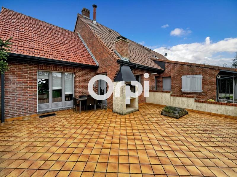 Demeure - 215 m² - 5 pièces