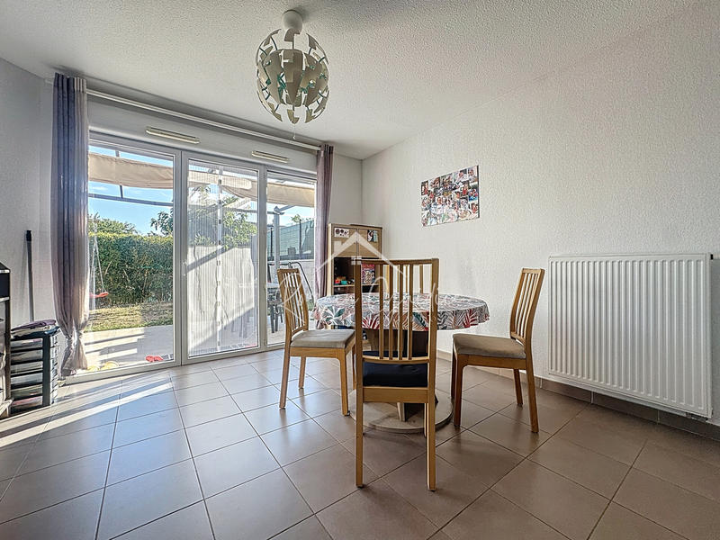 Maison - 98 m² - 4 pièces