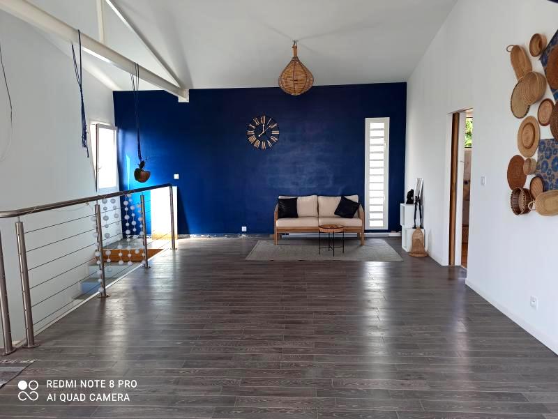 Villa - 200 m² - 4 pièces