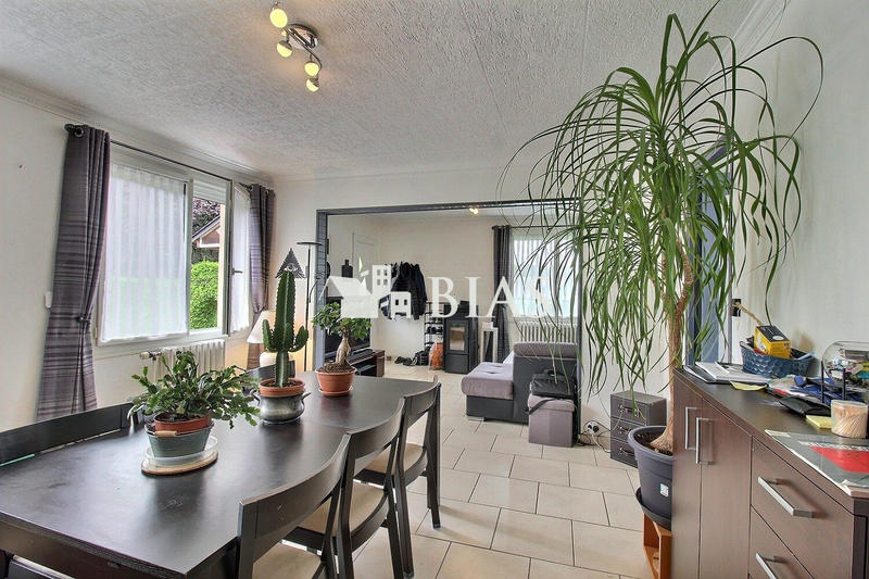 Maison - 85 m² - 5 pièces