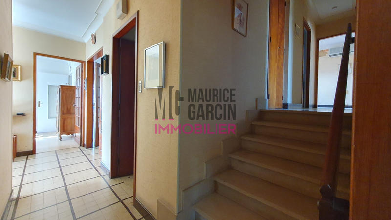 Maison traditionnelle - 132 m² - 6 pièces