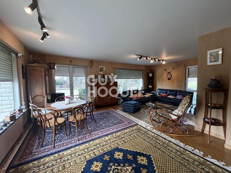 Propriété - 267 m² - 10 pièces