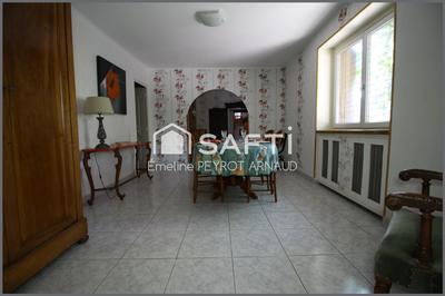 Maison - 135 m² - 5 pièces