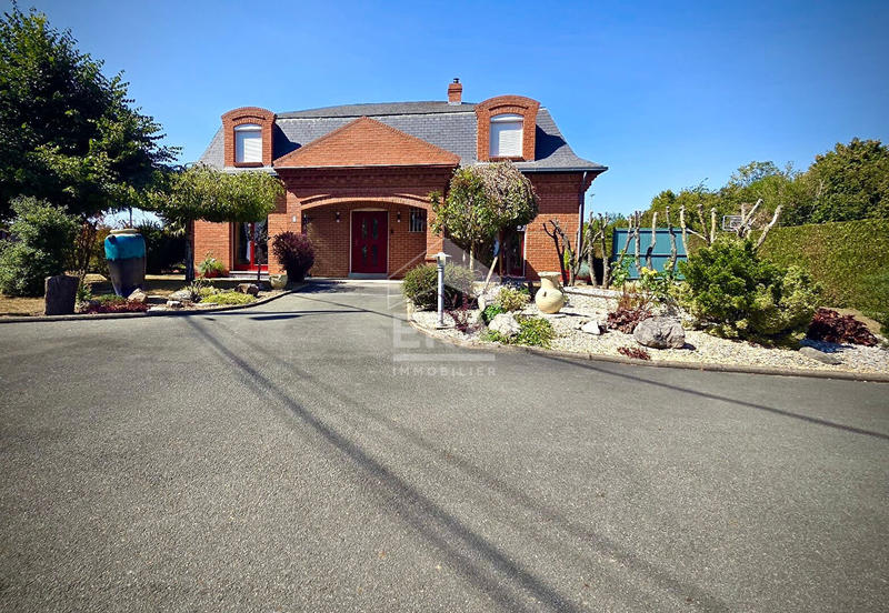 Maison - 158 m² - 7 pièces