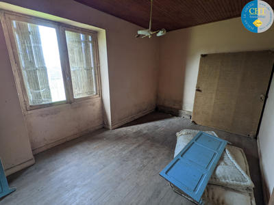 Maison - 200 m² - 4 pièces