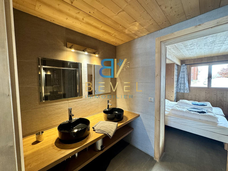 Châlet - 193 m² - 7 pièces