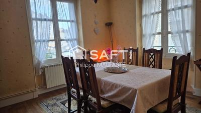 Maison de ville - 120 m² - 8 pièces