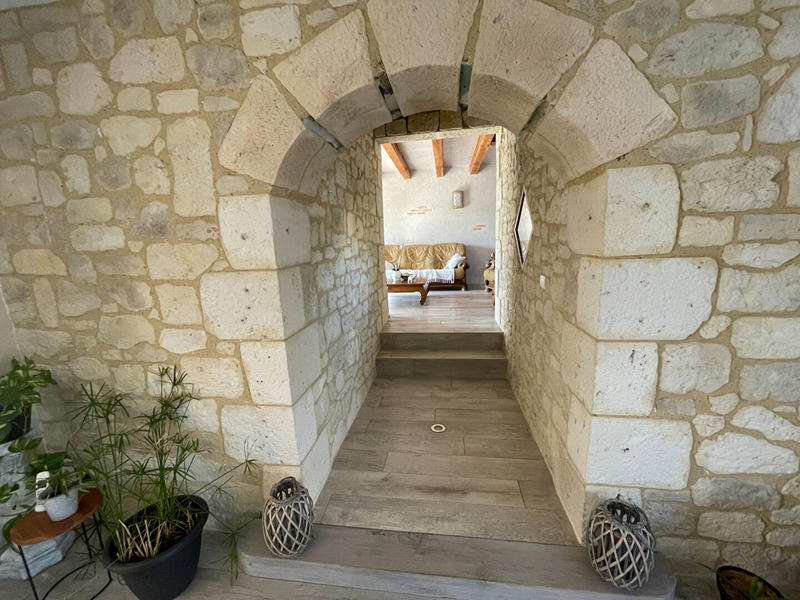 Maison - 183 m² - 6 pièces