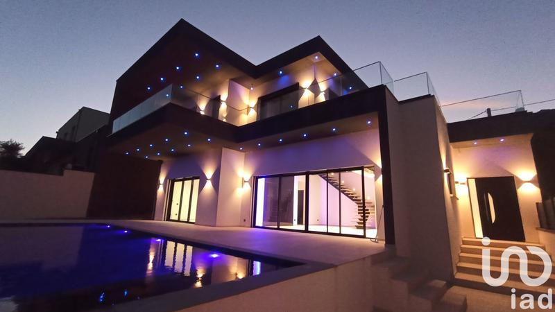 Maison - 182 m² - 5 pièces