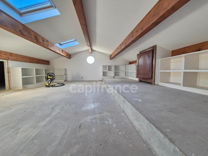 Maison - 190 m² - 7 pièces