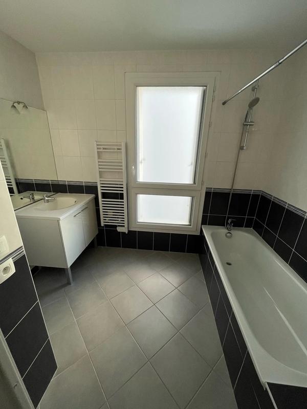 Appartement - 58 m² - 3 pièces