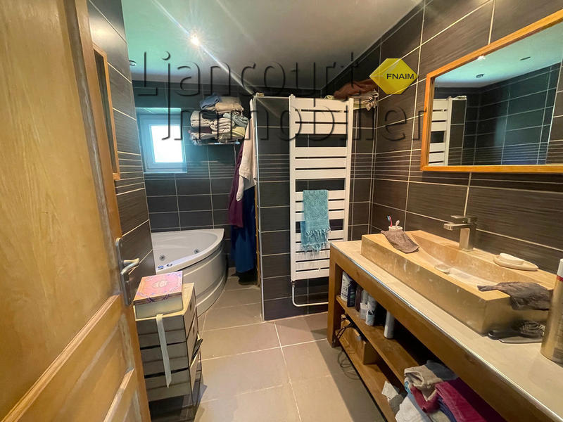 Maison - 134 m² - 6 pièces