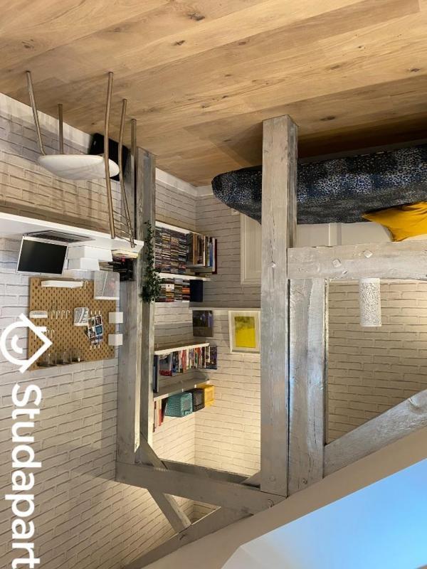 Chambre - 10 m² - 1 pièce