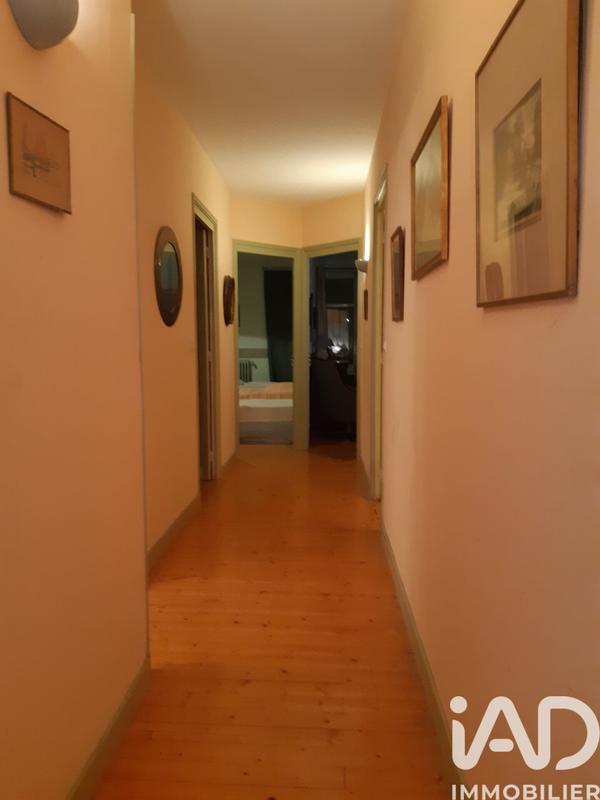 Maison - 180 m² - 5 pièces