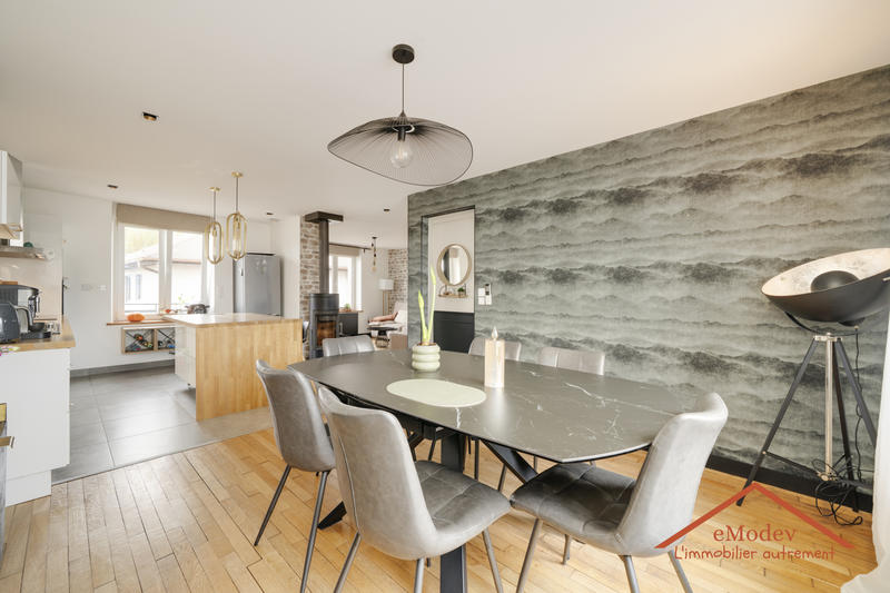 Maison - 97 m² - 4 pièces