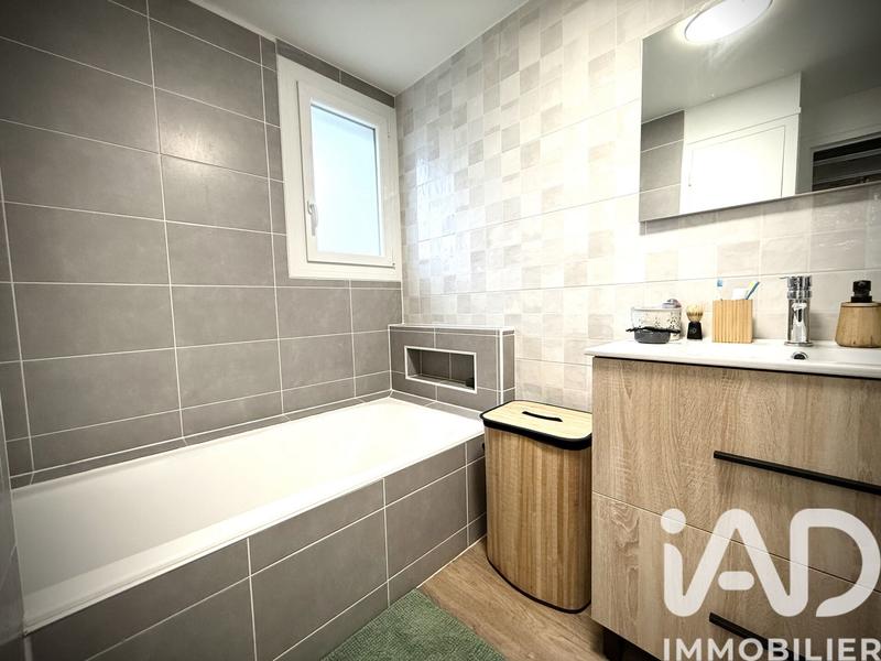 Maison - 142 m² - 5 pièces