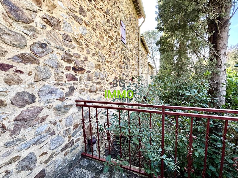 Propriété - 215 m² - 7 pièces