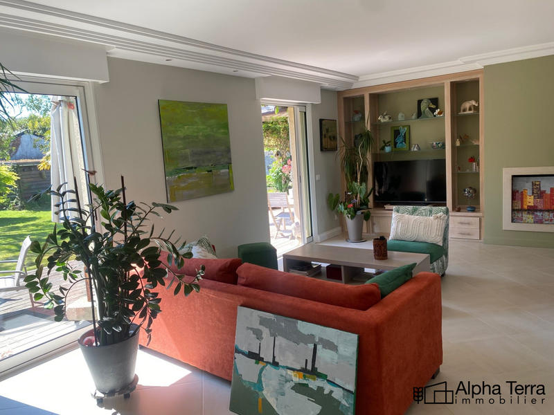 Maison - 140 m² - 6 pièces