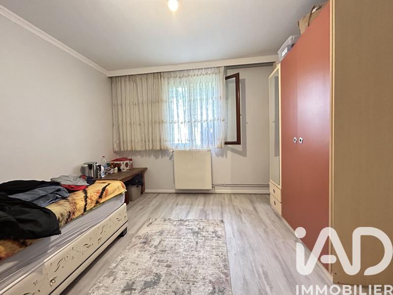 Maison - 162 m² - 9 pièces