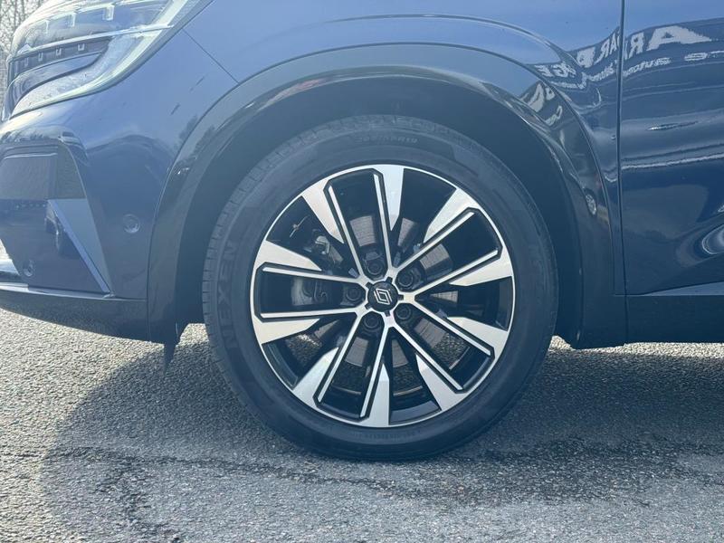 Renault Espace VI E-Tech hybrid 200 Techno