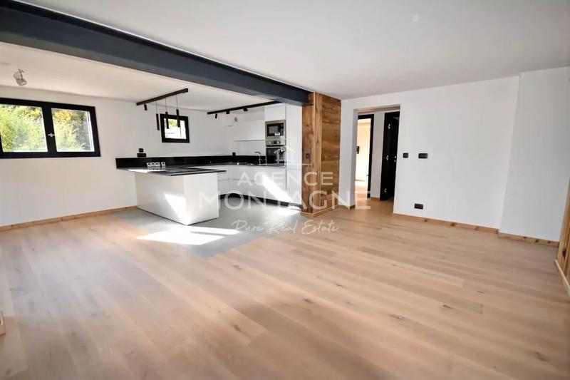 Appartement - 84 m² - 4 pièces