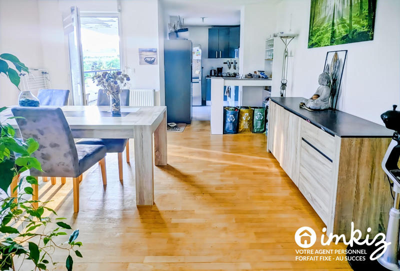 Appartement - 90 m² - 4 pièces