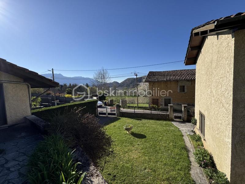 Maison - 152 m² - 6 pièces