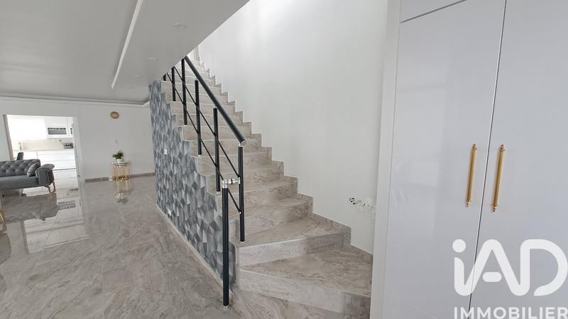 Maison de maîtres - 179 m² - 5 pièces