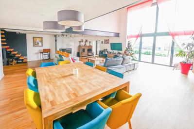 Maison de campagne - 256 m² - 8 pièces