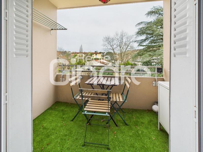 Appartement - 85 m² - 4 pièces