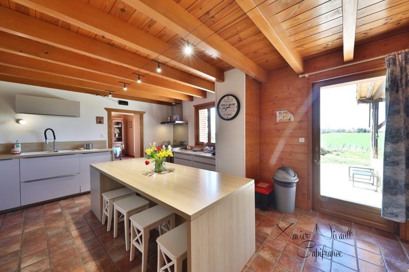 Maison - 294 m² - 11 pièces