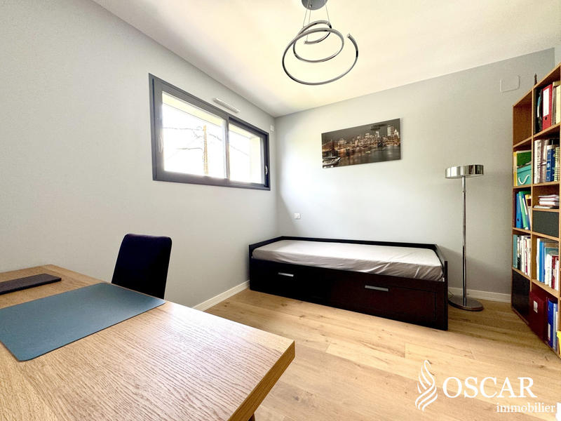 Maison contemporaine - 121 m² - 6 pièces