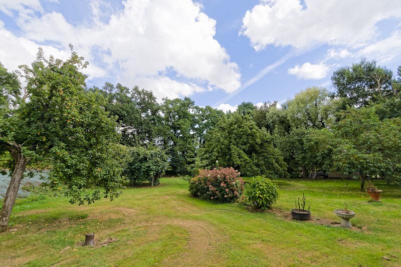 Maison - 230 m² - 7 pièces