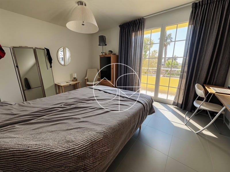 Appartement - 100 m² - 5 pièces