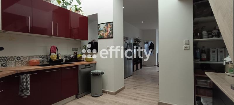 Maison - 97 m² - 5 pièces