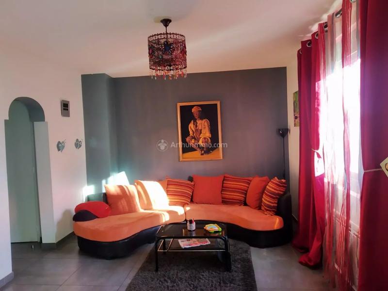 Maison - 90 m² - 5 pièces