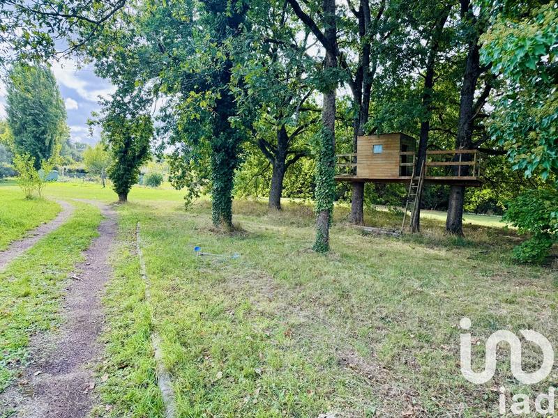 Maison - 250 m² - 11 pièces