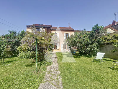 Maison - 132 m² - 5 pièces