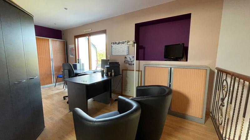 Maison - 195 m² - 8 pièces