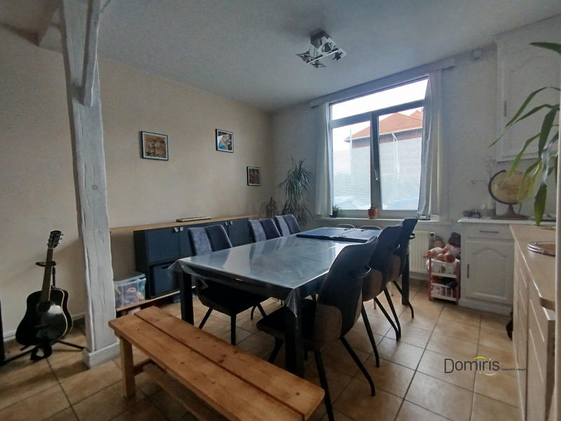 Maison - 90 m² - 4 pièces