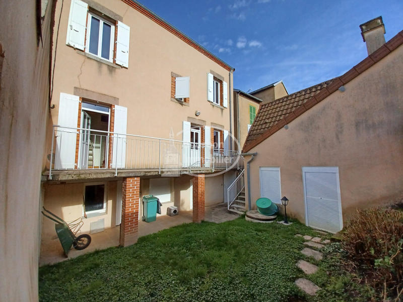 Appartement - 139 m² - 7 pièces