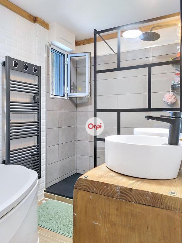 Maison - 137 m² - 5 pièces