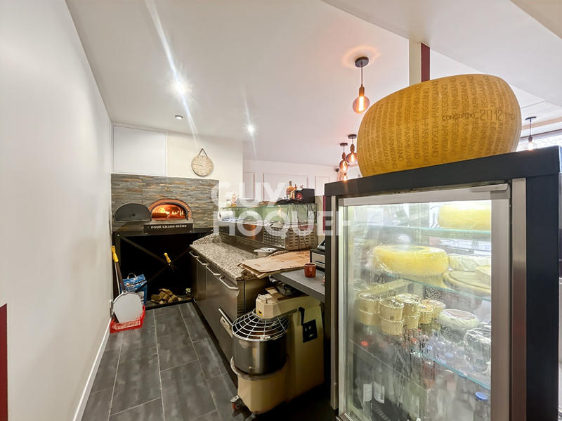 Local d'activités - 58 m² - 8 pièces