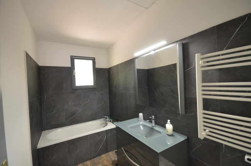 Villa - 77 m² - 3 pièces