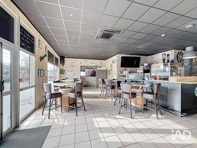 Local commercial - 237 m²