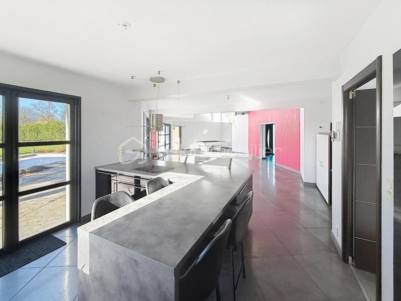 Maison d'architecte - 250 m² - 7 pièces