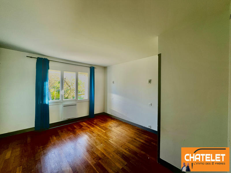 Maison - 163 m² - 7 pièces