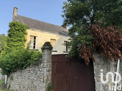 Maison - 330 m² - 5 pièces