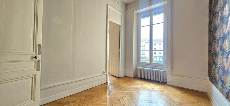 Appartement - 90 m² - 3 pièces