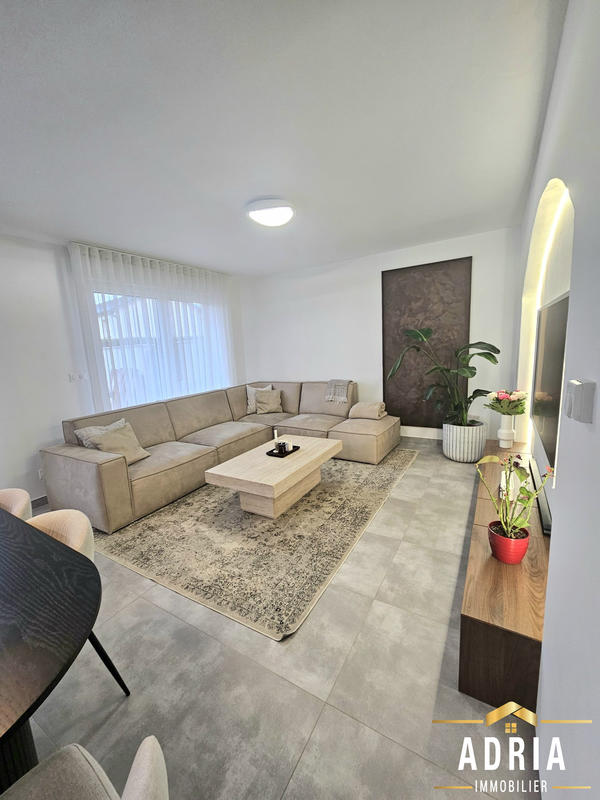 Appartement - 75 m² - 3 pièces